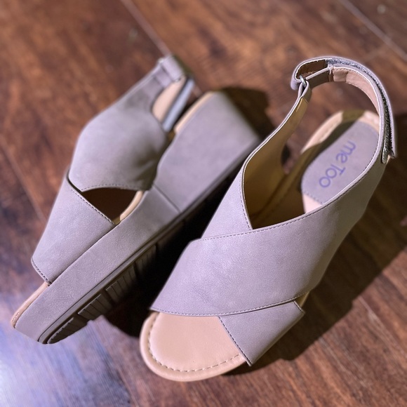 Taupe Wedge platform Sandals Size 9 - Picture 3 of 3